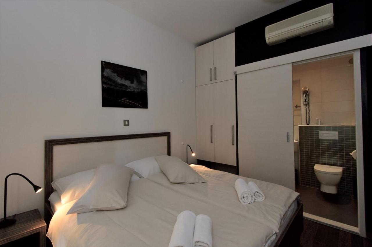 ספליט Marmontova Luxury Rooms מראה חיצוני תמונה