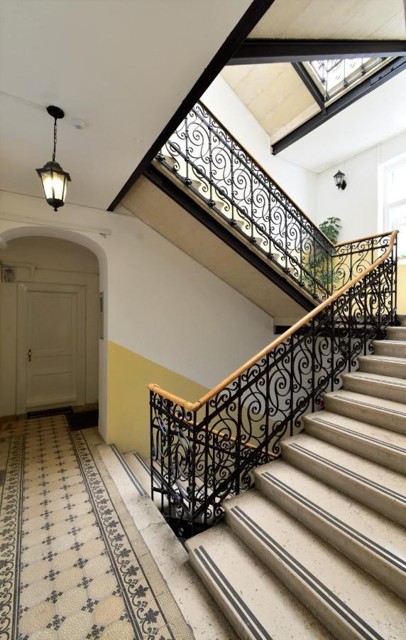 ספליט Marmontova Luxury Rooms מראה חיצוני תמונה